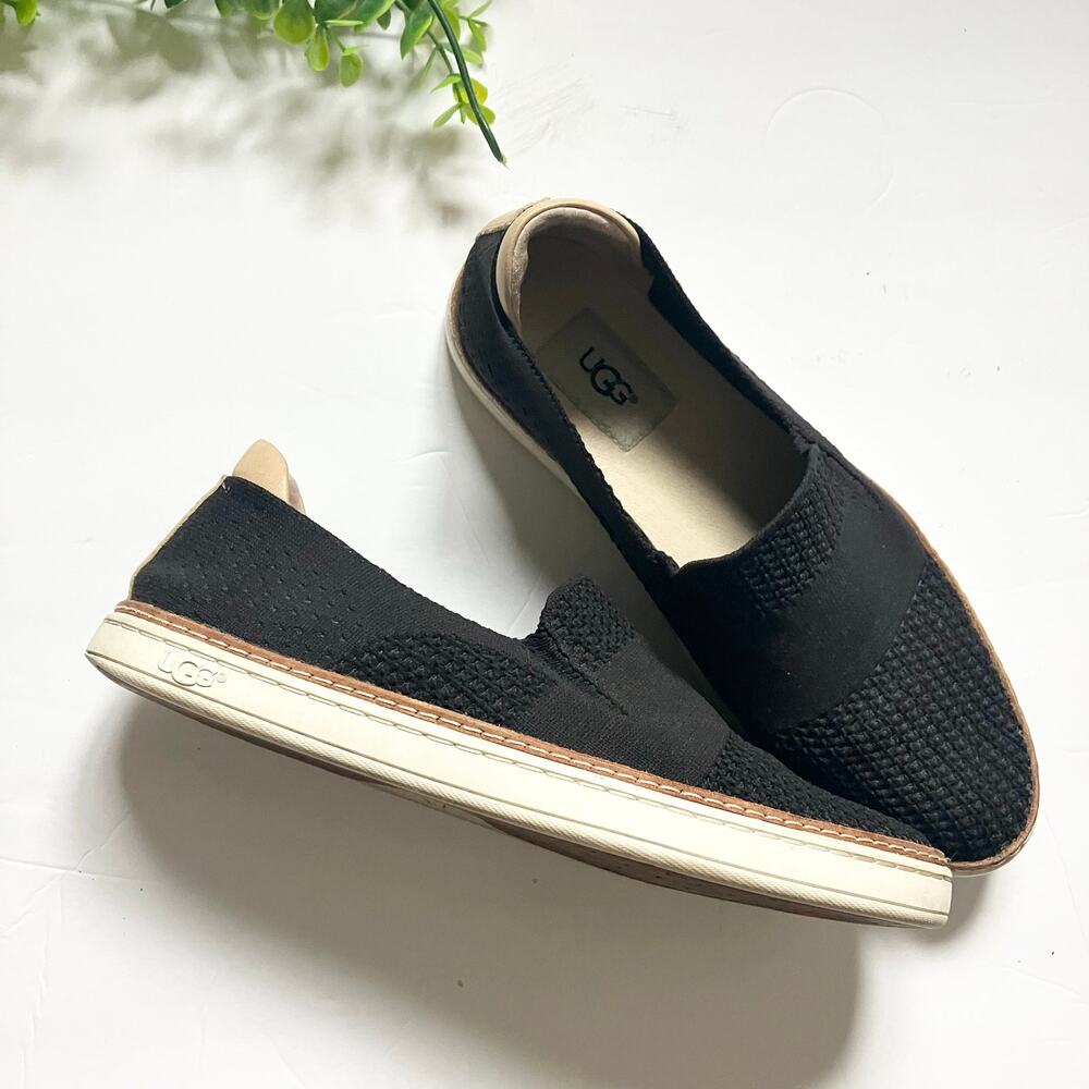 UGG Sammy Slip On Knit Black Sneaker